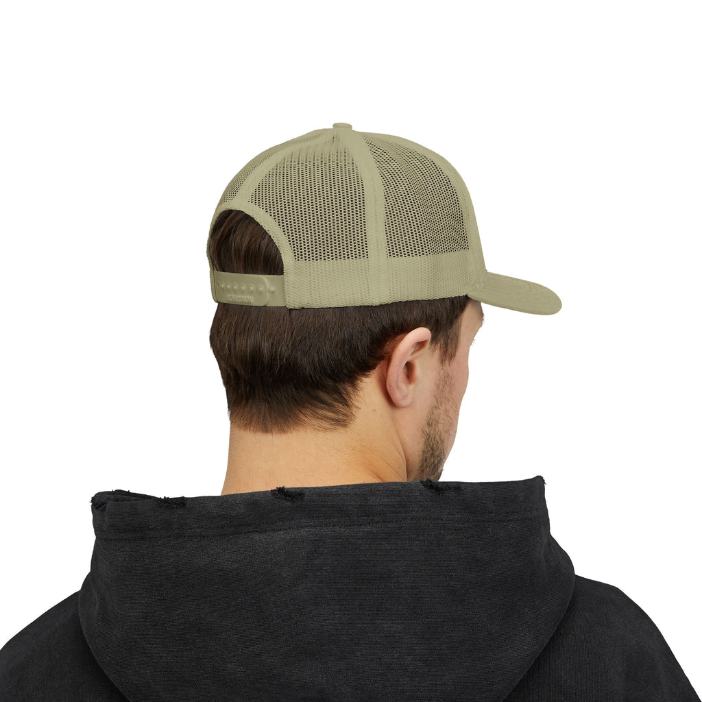 Trucker Hat – Vintage Embroidered Bear with Yellow Cap Snapback Customizable