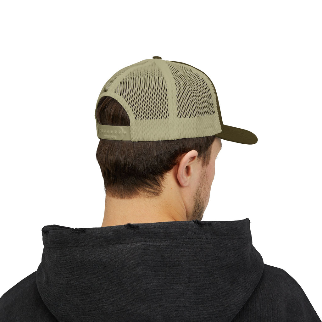 Trucker Hat – Vintage Embroidered Bear with Yellow Cap Snapback Customizable