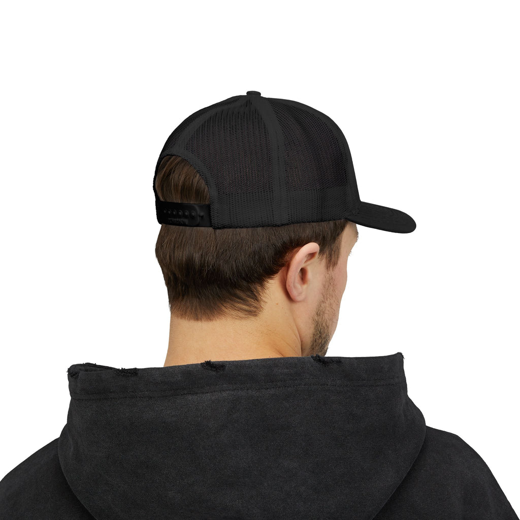 Trucker Hat – Vintage Embroidered Bear with Yellow Cap Snapback Customizable